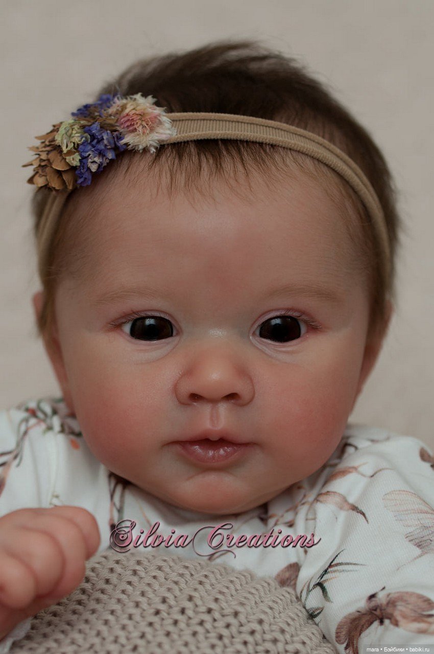 Piper скульптора Andrea Arcello, автор прототипа Silvia Ezquerra