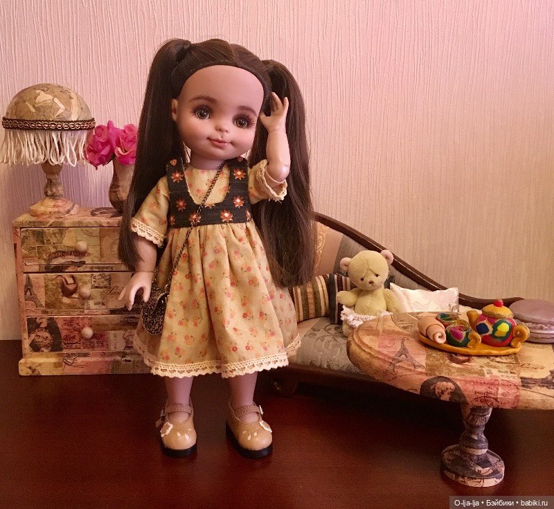 Малышка от Роберта Тоннера в собственной гостиной (фото 3)