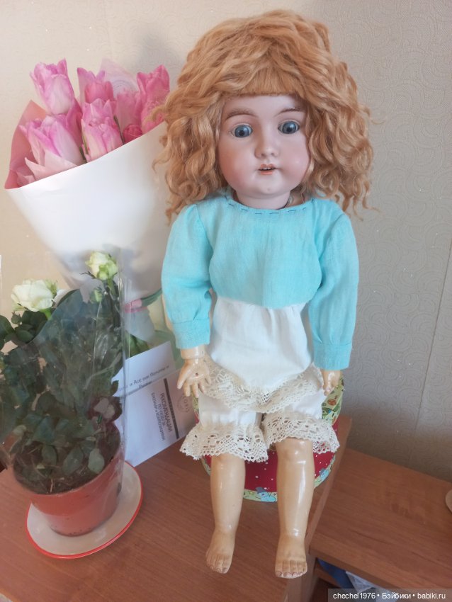 Одежда для антикварной куклы