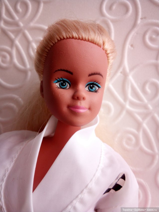 Неожиданная гостья — Аналоги Барби и куклы 1/6: клоны 90 (фото 2)