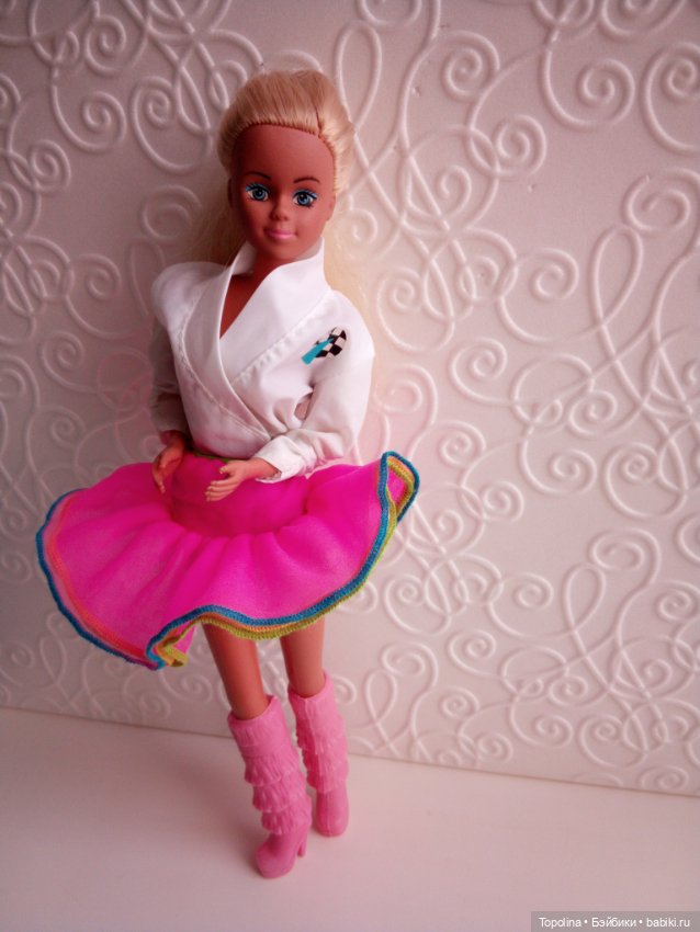 Неожиданная гостья — Аналоги Барби и куклы 1/6: клоны 90 (фото 3)