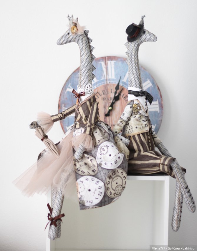 Свидание у часов! Жирафы — Авторские текстильные куклы: Вальдорфские (фото 2)