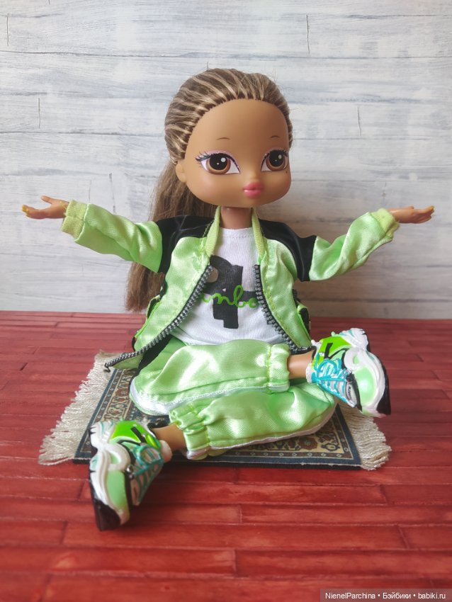 Спортсменка Ясмин — Гибриды шарнирных кукол (не БЖД): подбор тела