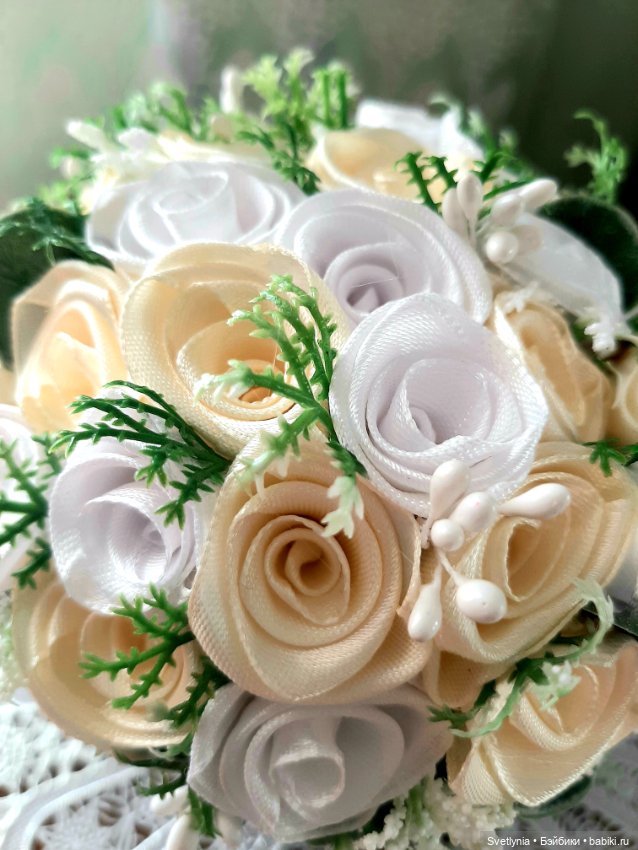 Розы в кружке — Авторские игрушки из разных материалов: синельная проволока (фото 2)