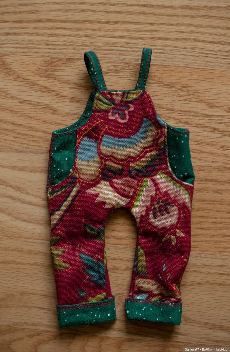 Небольшой гардероб для куклодеток формата YOSD 1/6 (26см) (фото 9)