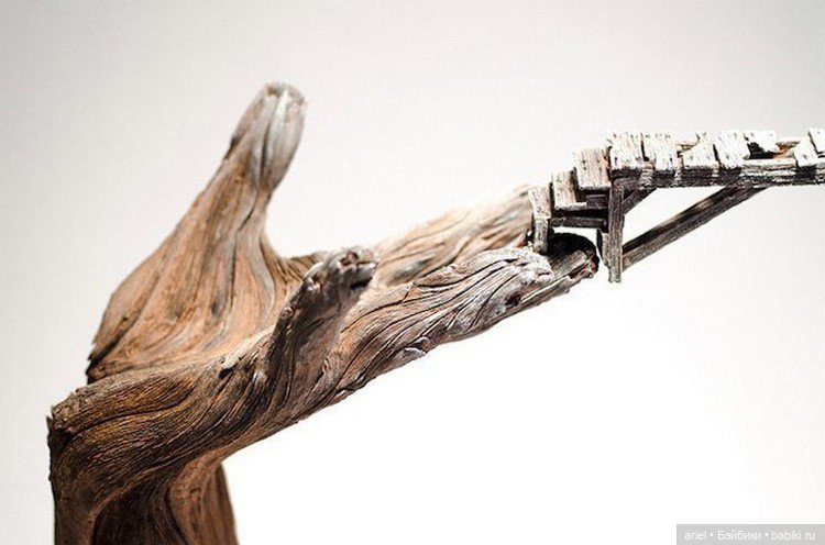 Деревянные скульптуры из керамики от Кристофера Дэвида Уайта