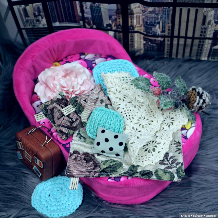 Атмосфера тепла и уюта — Аксессуары для кукол своими руками: идеи (фото 3)