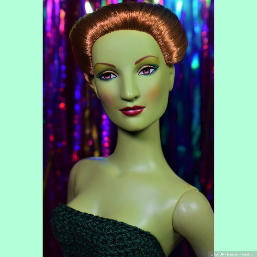 Перепись КуклоНаселения. 2 Green 16" dolls. Tonner and Madame Alexander (фото 6)