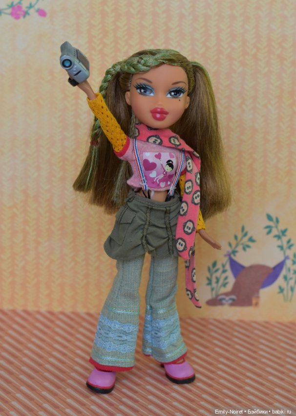 Tokyo a Go-Go Yasmin — Куклы Bratz (Братц) и Moxie Girlz: MGA (фото 4)