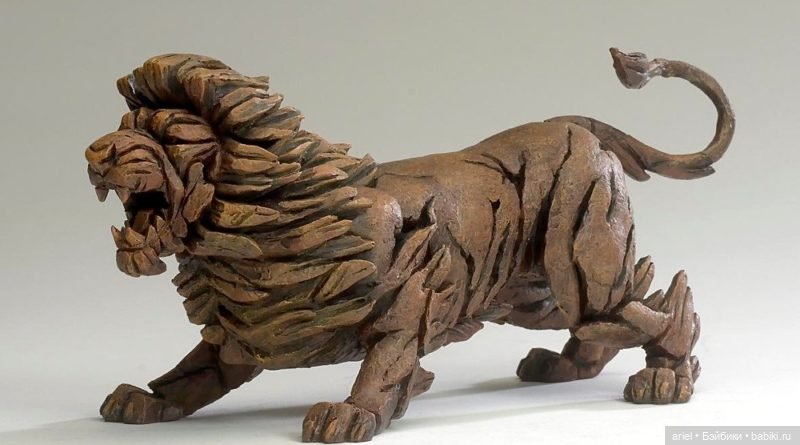 Дырявые скульптуры Мэтта Бакли