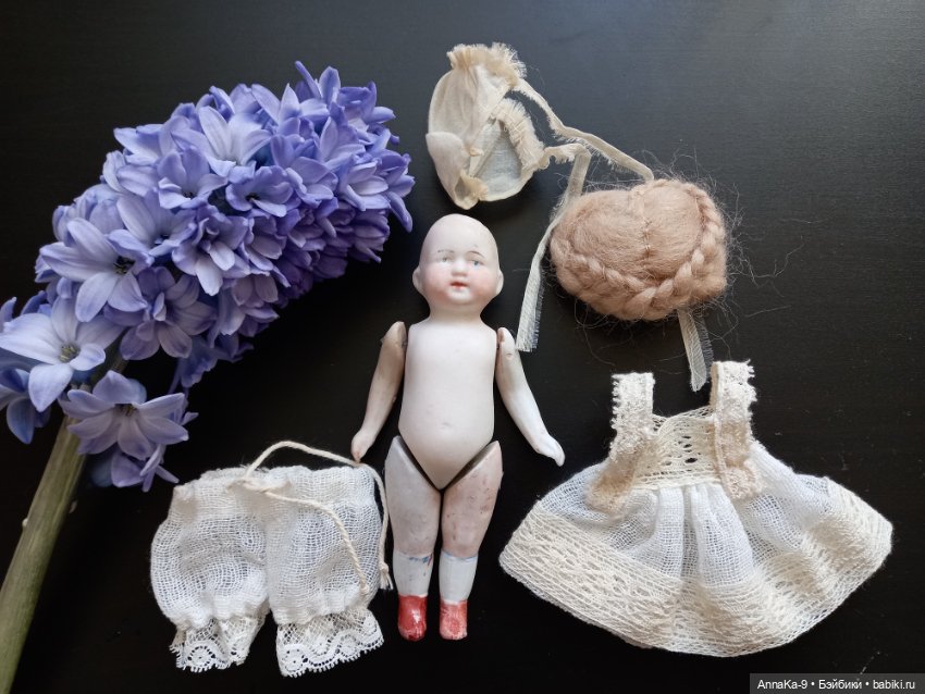Новые наряды — Антикварные куклы Mignonette (Миньонетта): карманные (фото 6)