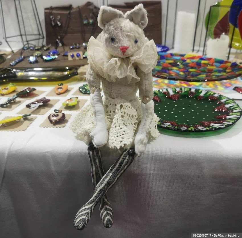 Артистичные кошки-красотки (фото 2)