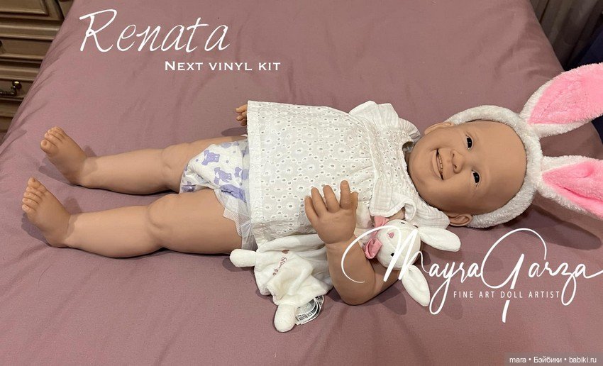 Renata скульптора Mayra Garza