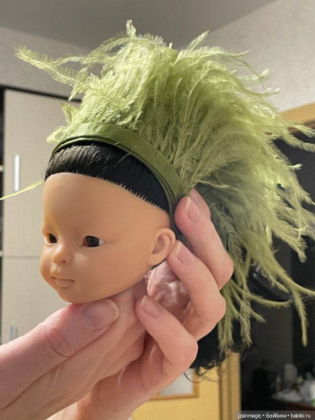 А я и думаю, куда мне эти перья деть😂