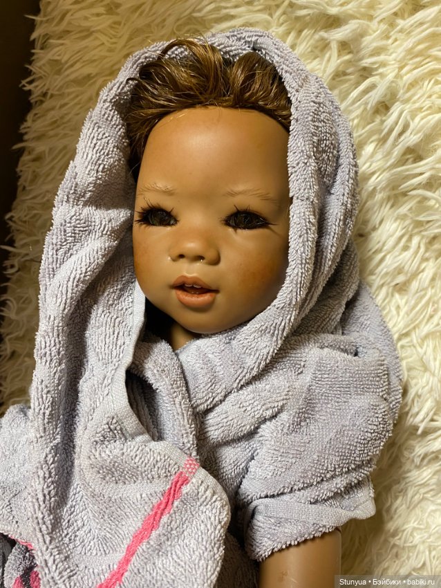 Превосходная Munira от Annette himstedt