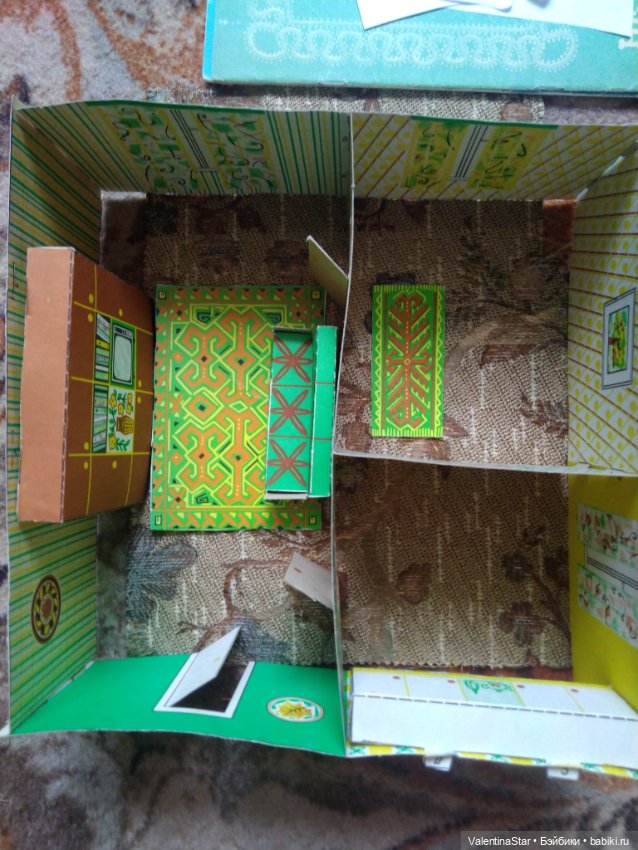 Анина квартира. Игрушки самоделки