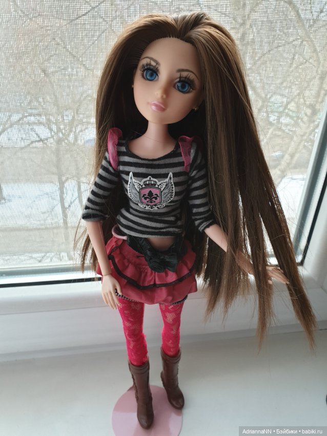 Две сестренки, блондинка и брюнетка Тристен Мокси Тинз (фото 5)