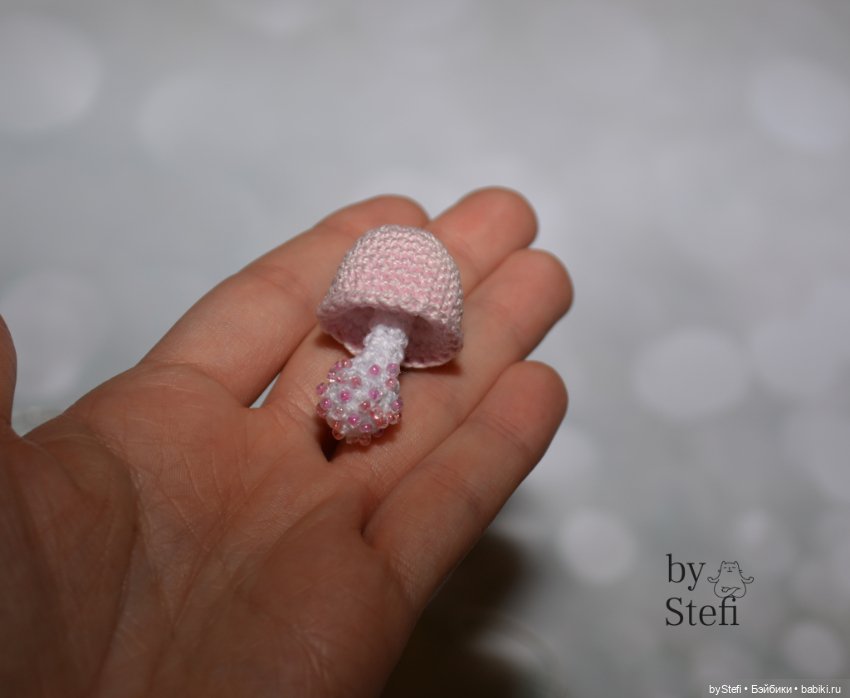 Покажу блошек :D Связала грибочки. Малявочные получились (фото 8)