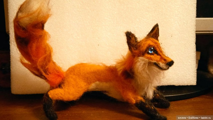 Игрушки из шерсти -"Ох уж эти лисы!" (фото 4)