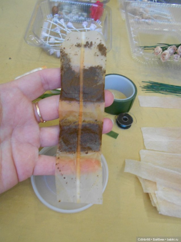 МК: Венок для антикварной, винтажной куклы. По МК Barbara Jean, с использоваными чайными пакетиками (фото 5)