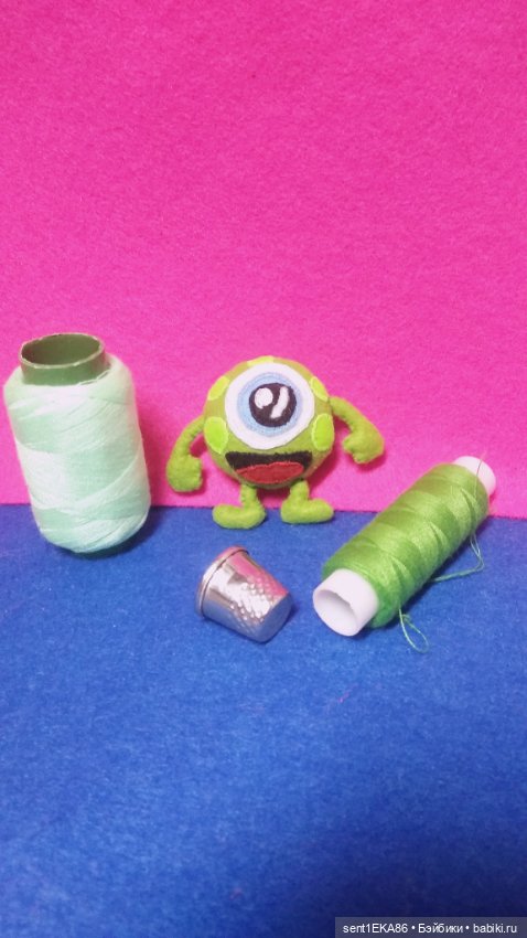 Монстрик — Авторские игрушки из разных материалов: синельная проволока (фото 5)