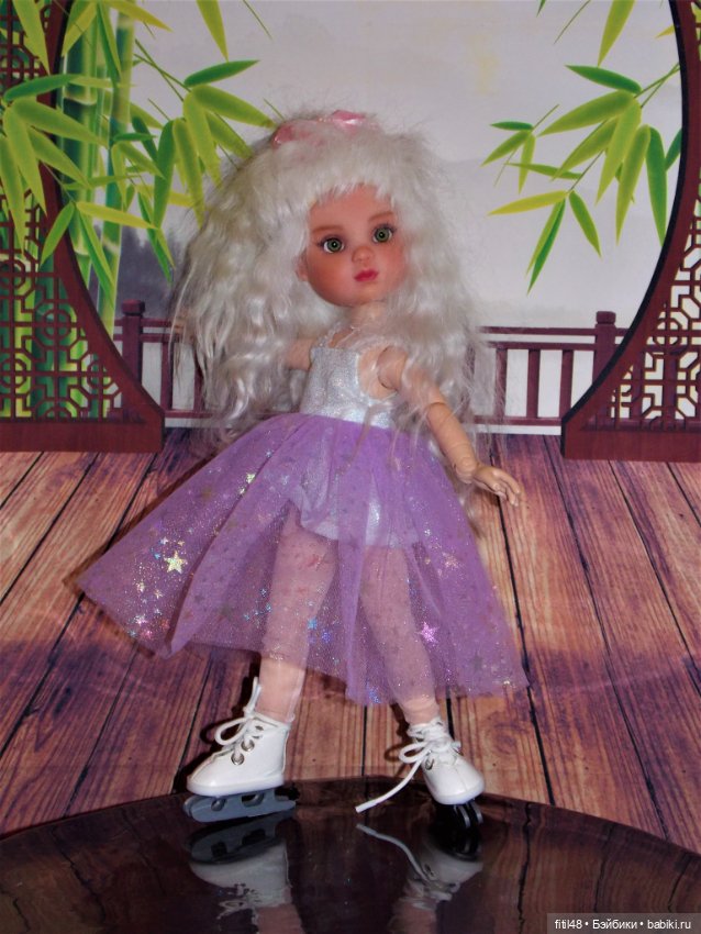 Фигуристка Ева — Куклы Berjuan (Бержуан): Биггерсы (Biggers)