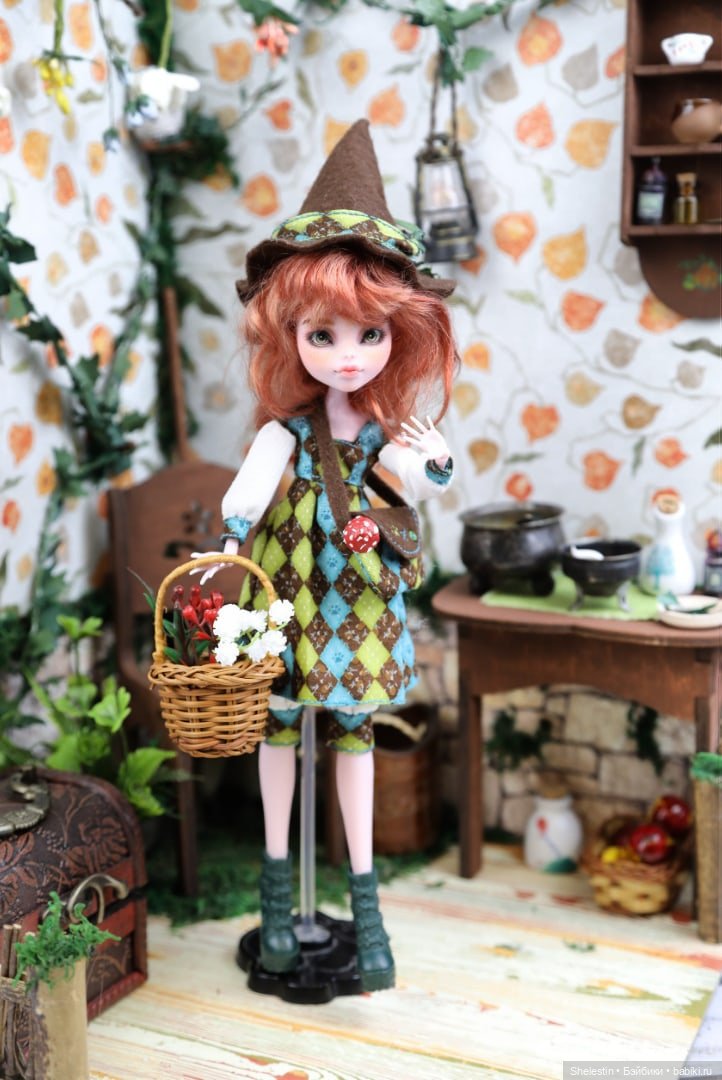 Ведьмин дом: ученица — ООАК Monster High и Ever After High: репейнт