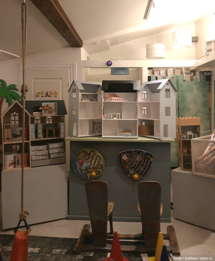 Удивительный магазин игрушек в городе Порвоо