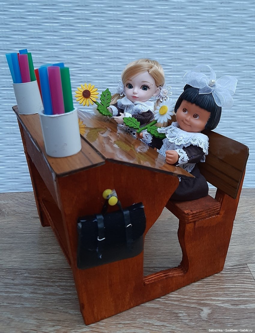 Поскорей к нам иди и друзей приводи