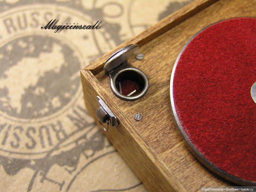 В шесть раз меньше, но не менее крут чем оригинал. Модель патефона в масштабе 1/6 (фото 7)