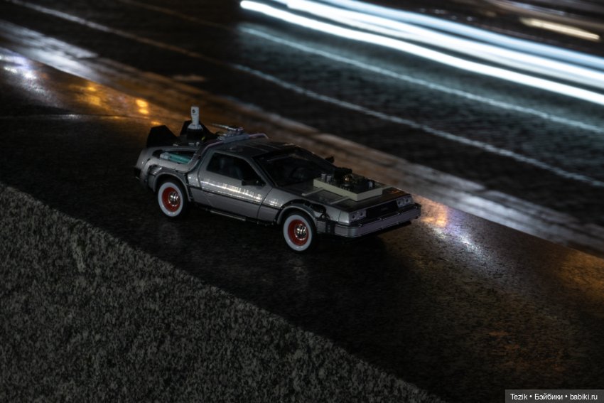 DeLorean DMC-12 и город — Коллекционные куклы разных авторов (Разное): редкие бренды (фото 2)