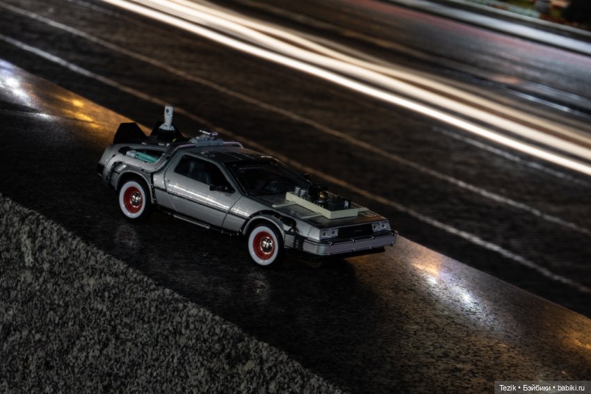 DeLorean DMC-12 и город — Коллекционные куклы разных авторов (Разное): редкие бренды (фото 6)