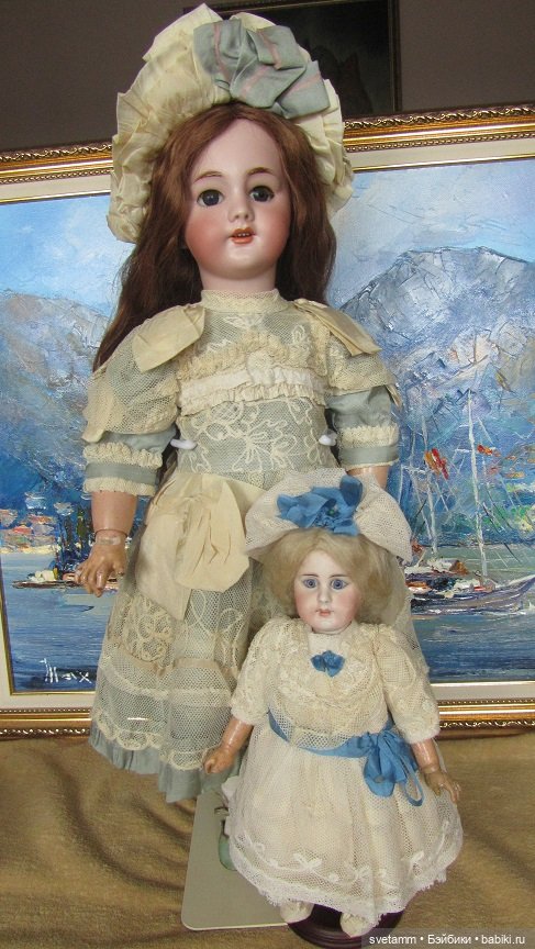 Платье для антикварной куклы