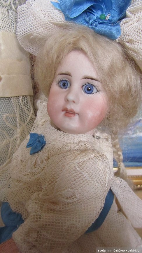 Платье для антикварной куклы (фото 9)