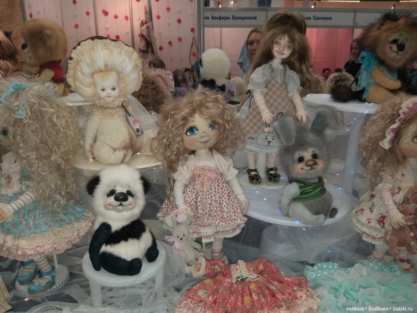 Выставка кукол и мишек Тедди на Тишинке. Апрель 2022
