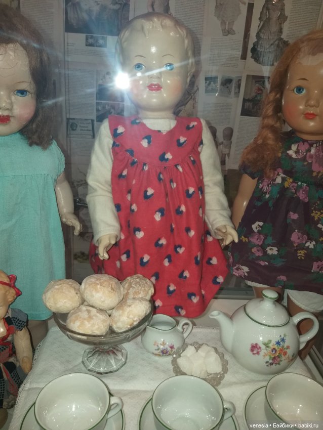 Выставка кукол и мишек Тедди на Тишинке. Апрель 2022 (фото 2)