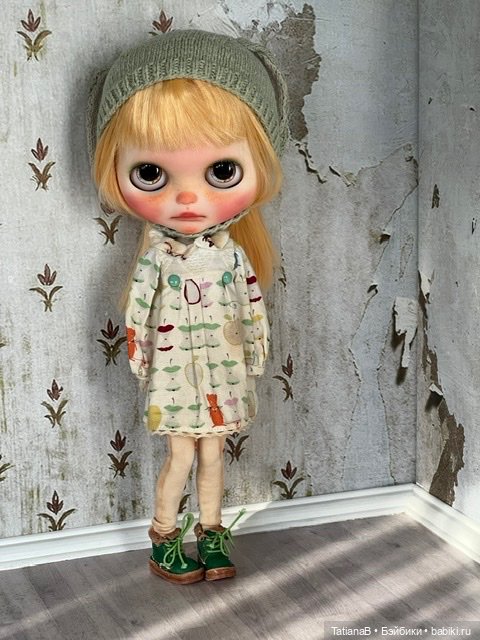 Несколько фото знакомой малышки из нового дома