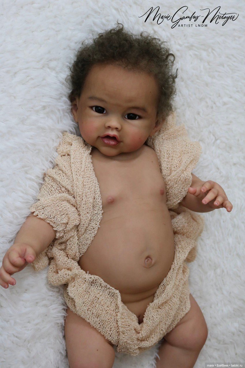 Annerose скульптора Ping Lau, автор прототипа Marie Metayer