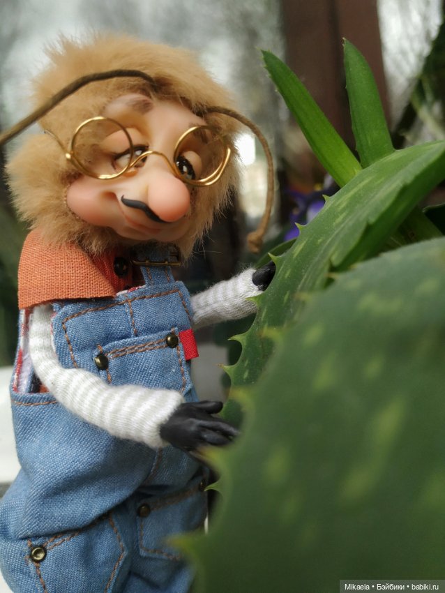 "Тараканы" у таракана — Авторские работы в частных коллекциях: домашние фото кукол и игрушек