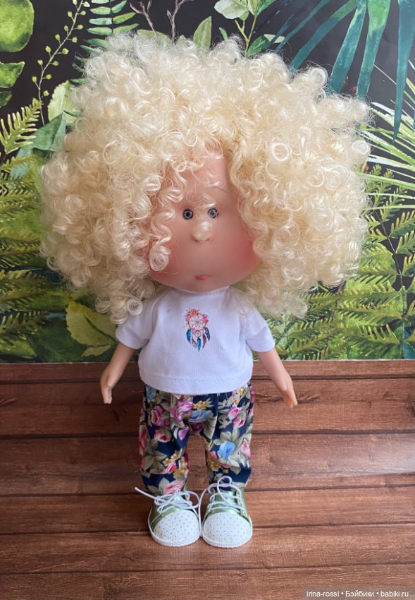 Миюша — Куклы Nines d'Onil (Нинес): Миа (Mia)