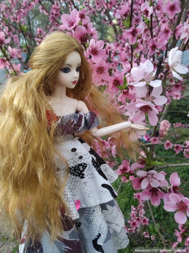 Весенние феи... или дикий персик