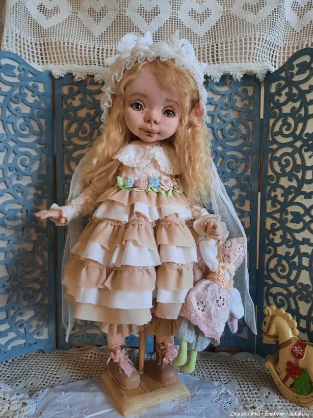 Алисия. Текстильная интерьерная куколка (фото 4)