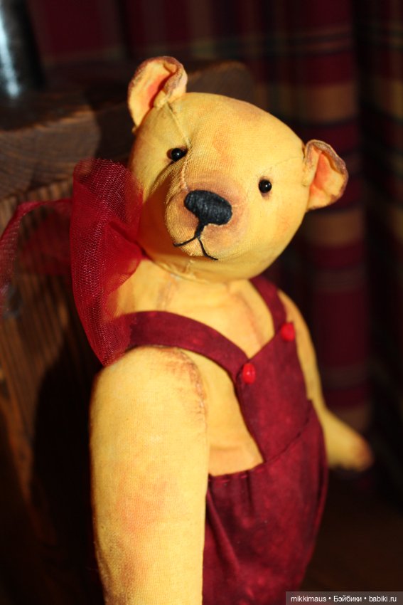 Трио к выставке на Тишинке