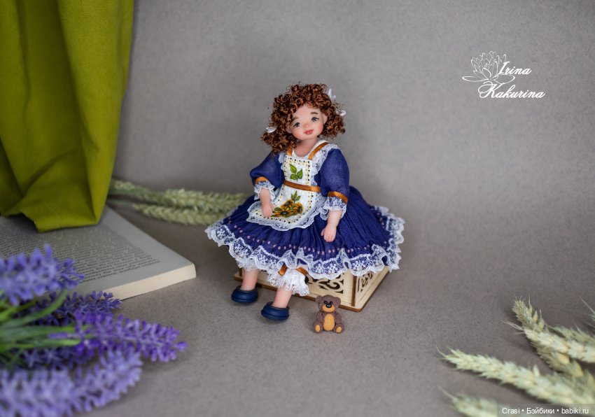 Девочка с хвостиками — Авторские миниатюрные куклы: лепка (фото 6)