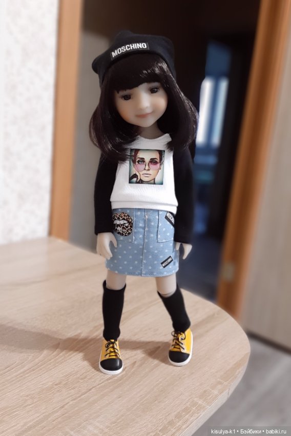 Рубинчик — Куклы Ruby Red (Руби Ред) Fashion Friends: Siblies (фото 9)