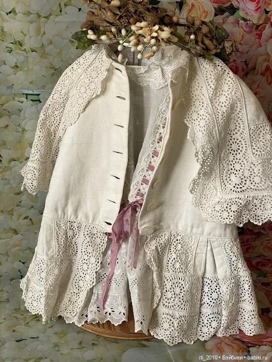 Простое белое платьице для антикварной девочки (ну или капля вдохновения на остаток дня)