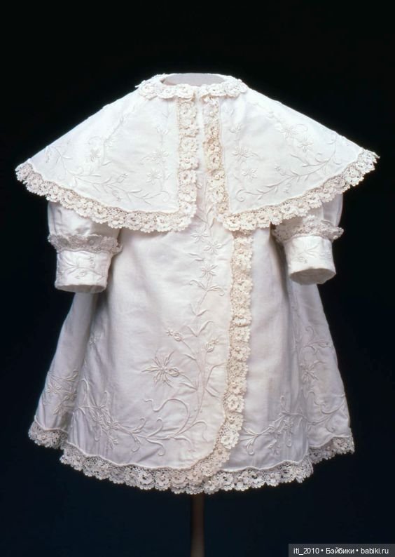 Простое белое платьице для антикварной девочки (ну или капля вдохновения на остаток дня)