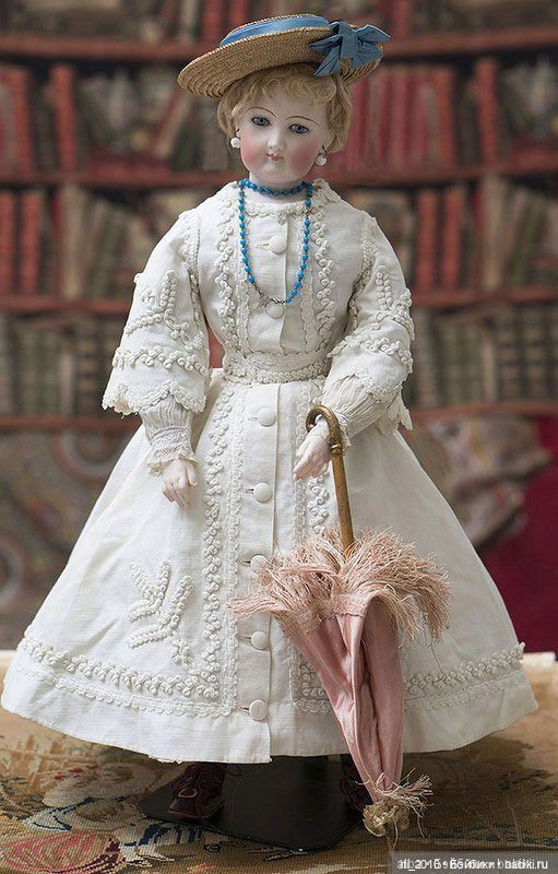 Простое белое платьице для антикварной девочки (ну или капля вдохновения на остаток дня)