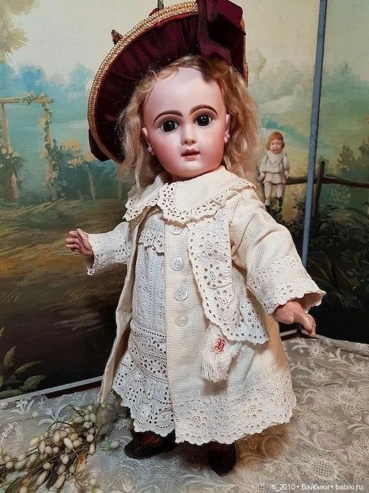 Простое белое платьице для антикварной девочки (ну или капля вдохновения на остаток дня)