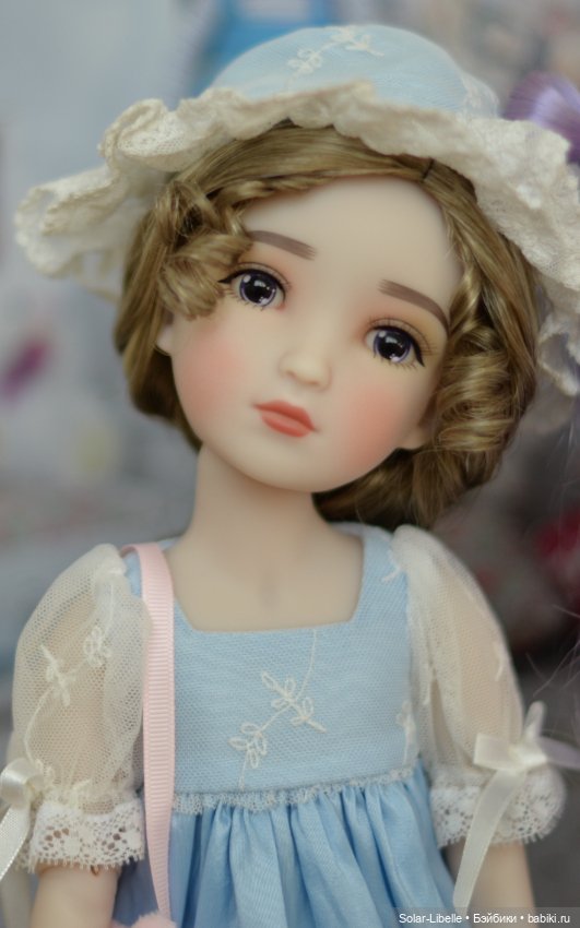 Пасхальный зайчик Avril Ruby Red Fashion Friends